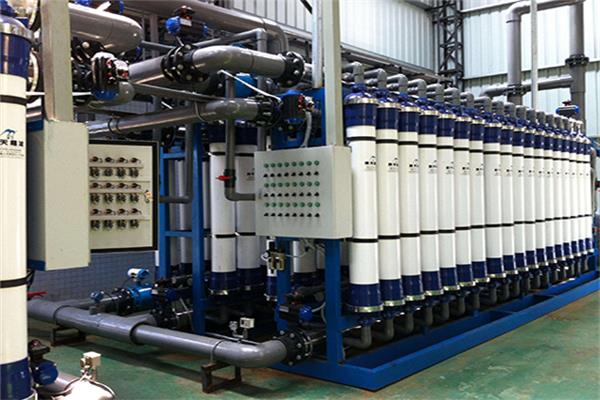 你要找的超濾水設(shè)備是這個嗎？