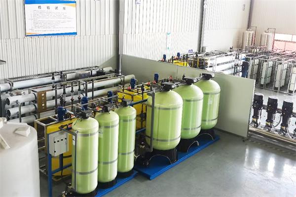 一噸凈水設(shè)備