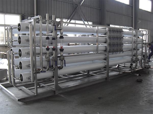 大型純水設(shè)備廠家