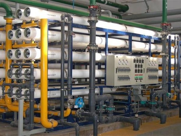 大型反滲透水處理設(shè)備選購秘籍
