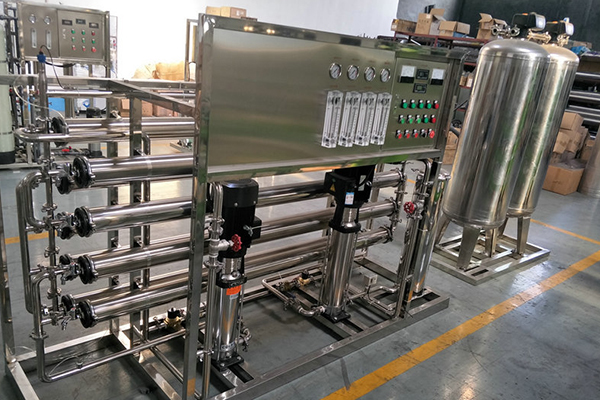 除鹽水處理設備多少錢？全面解析與價格影響因素