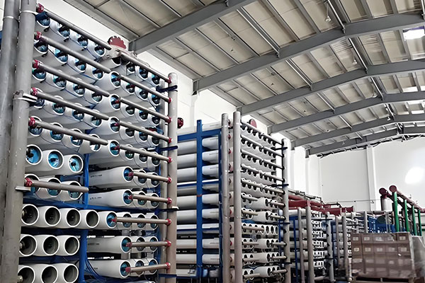 反滲透水處理設(shè)備哪里好