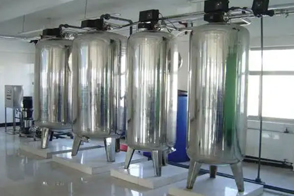 鍋爐軟化水設(shè)備廠家：為工業(yè)鍋爐提供高效水處理解決方案 