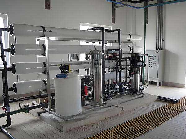 鍋爐反滲透水設(shè)備：鍋爐運(yùn)行的&ldquo;水質(zhì)守護(hù)神&rdquo;