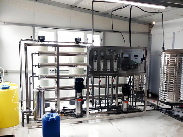 脫鹽水設備廠家：工業高純度用水的幕后推手 