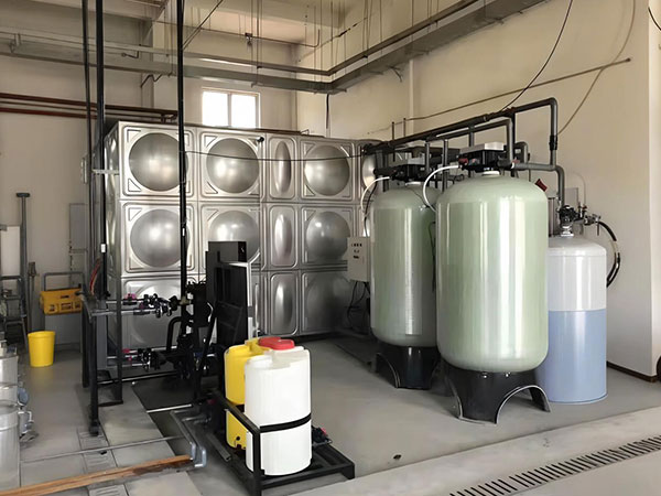 換熱站軟化水設備：破解換熱系統(tǒng)結垢難題，保障熱力穩(wěn)定運行