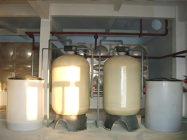 蒸汽鍋爐總結垢費能？蒸汽鍋爐軟化水設備助你省心運維