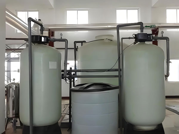 革新工業水處理：全自動軟化水處理器的智能解決方案